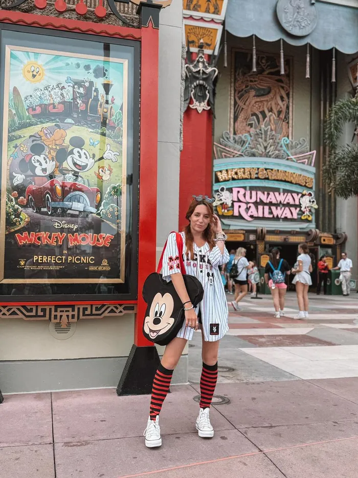 Personajes de Disney en los parques